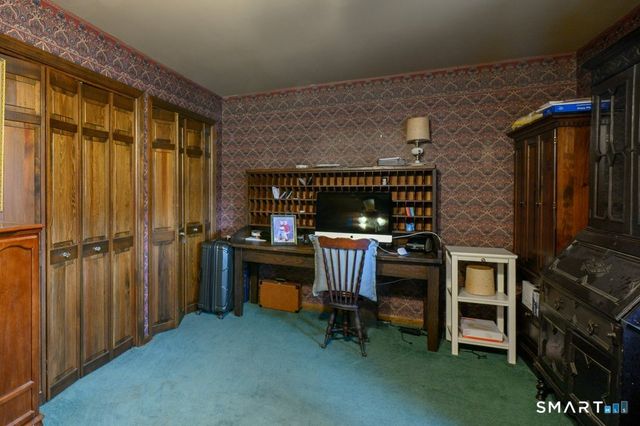 559 Oak Bluff Avenue, Stratford, CT 06615