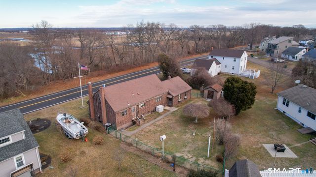 559 Oak Bluff Avenue, Stratford, CT 06615