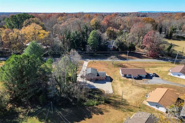 1401 Southwest Boulevard, Newton, NC 28658