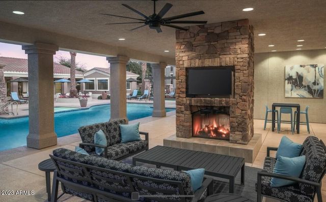 2910 S Greenfield Road 1, Gilbert, AZ 85295