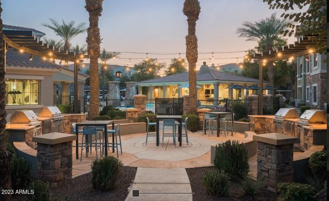 2910 S Greenfield Road 1, Gilbert, AZ 85295