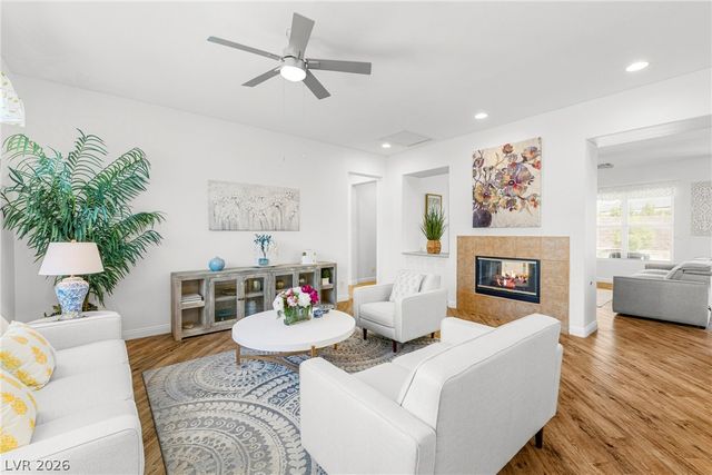 6908 May Basket Avenue, Las Vegas, NV 89131