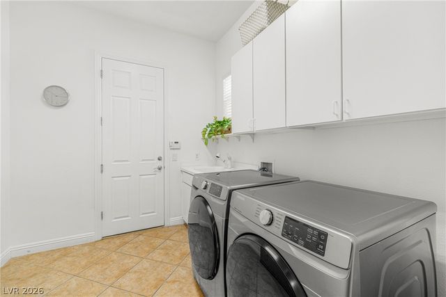 6908 May Basket Avenue, Las Vegas, NV 89131