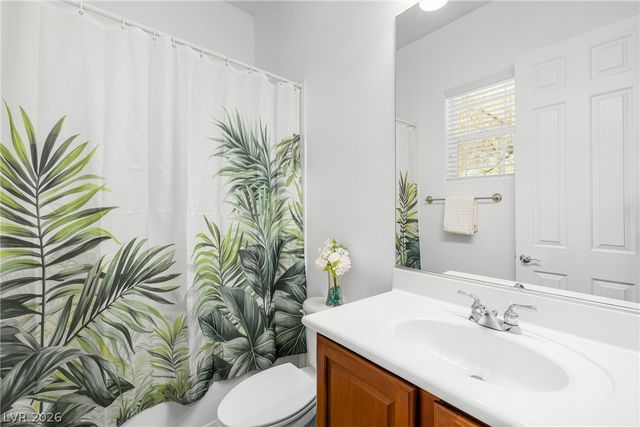 6908 May Basket Avenue, Las Vegas, NV 89131