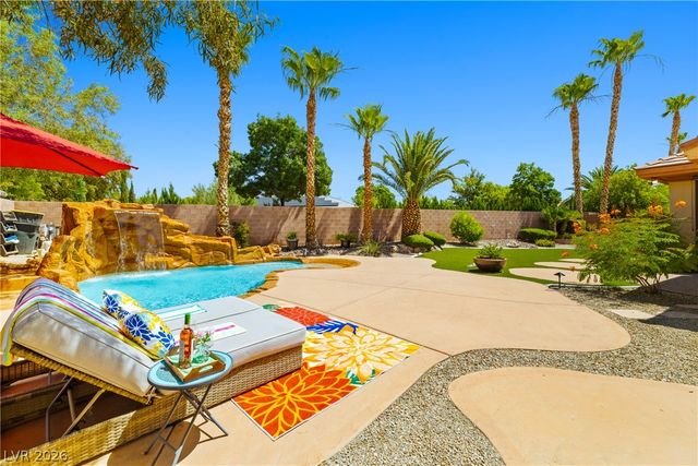 6908 May Basket Avenue, Las Vegas, NV 89131