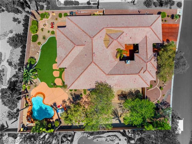 6908 May Basket Avenue, Las Vegas, NV 89131