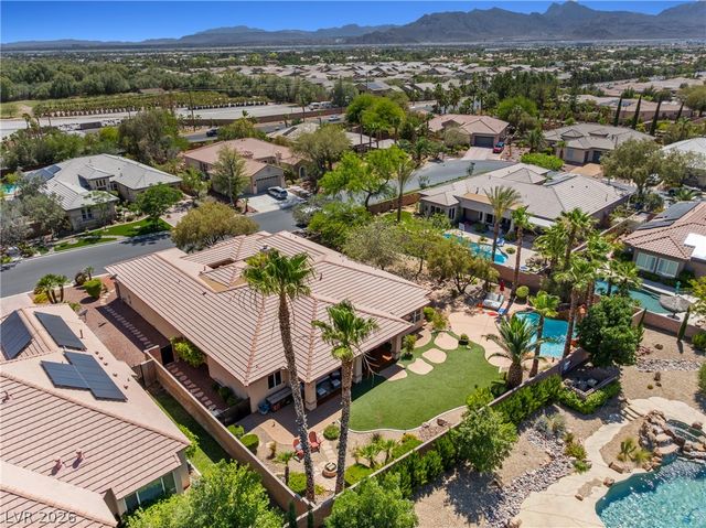 6908 May Basket Avenue, Las Vegas, NV 89131