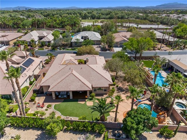 6908 May Basket Avenue, Las Vegas, NV 89131