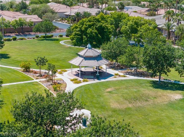 6908 May Basket Avenue, Las Vegas, NV 89131