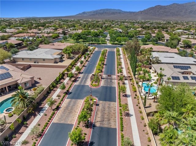 6908 May Basket Avenue, Las Vegas, NV 89131