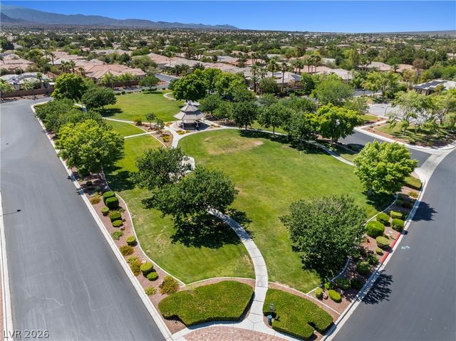 6908 May Basket Avenue, Las Vegas, NV 89131