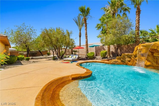 6908 May Basket Avenue, Las Vegas, NV 89131