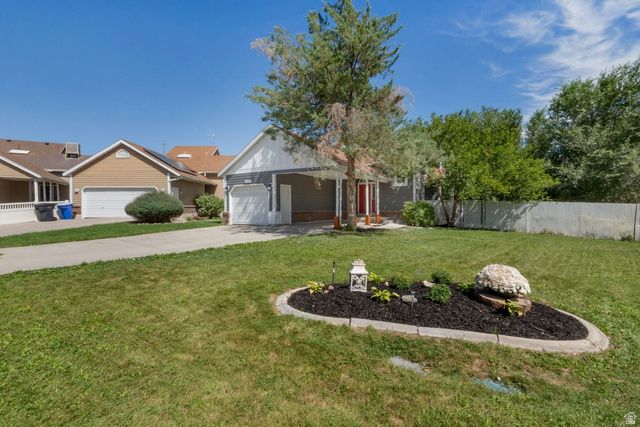 1384 W COUNTRYWOOD LN, West Jordan, UT 84088