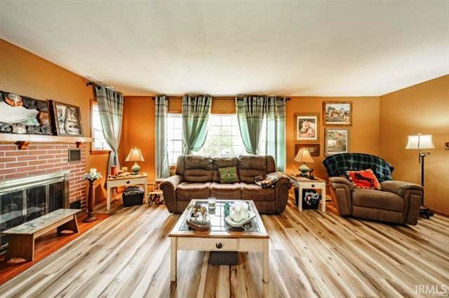11910 S County Road 800 W, Daleville, IN 47334