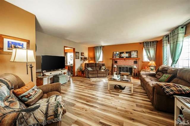 11910 S County Road 800 W, Daleville, IN 47334