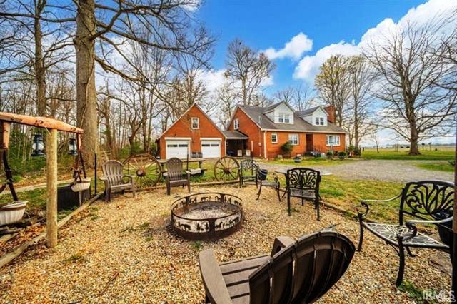 11910 S County Road 800 W, Daleville, IN 47334