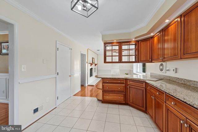 2841 MONTCLAIR DR, Ellicott City, MD 21043