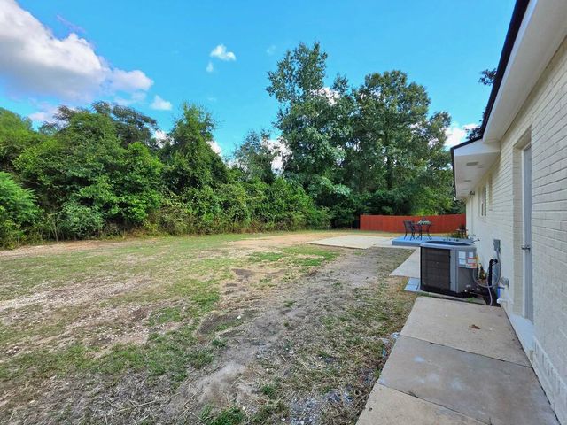 1114 28th Avenue, Phenix City, AL 36869