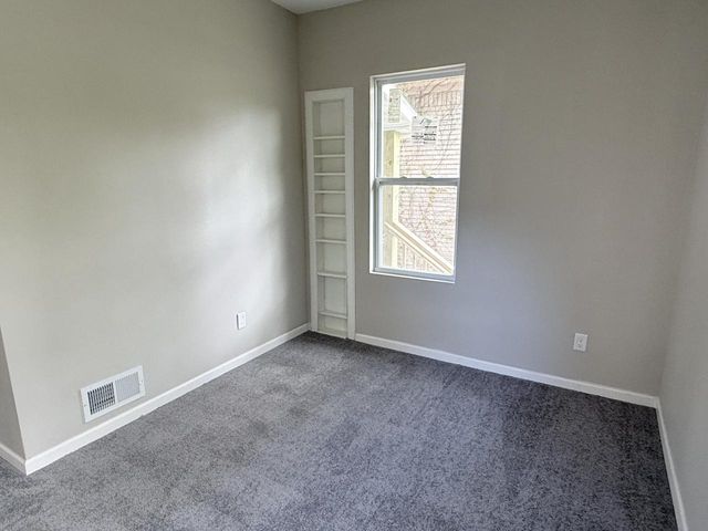 3641 Port Washington AVENUE, Milwaukee, WI 53212