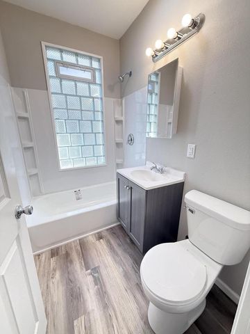 3641 Port Washington AVENUE, Milwaukee, WI 53212