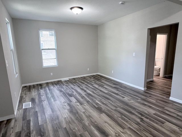 3641 Port Washington AVENUE, Milwaukee, WI 53212