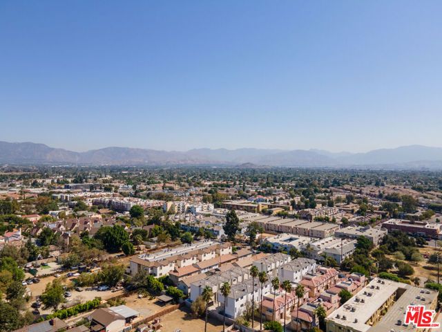 14651 W Sara Lane, Panorama City (los Angeles), CA 91402