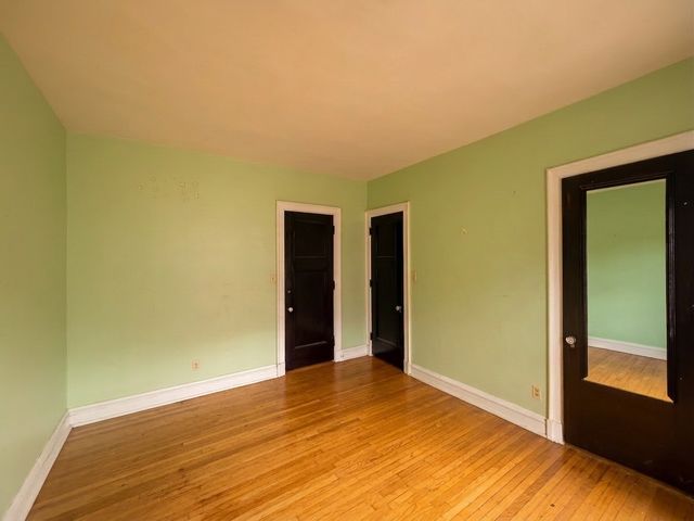 953 E Hyde Park Boulevard 3, Chicago, IL 60615