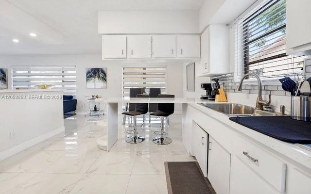 941 NW 180th Ter 0, Miami Gardens, FL 33169