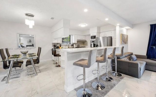 941 NW 180th Ter 0, Miami Gardens, FL 33169