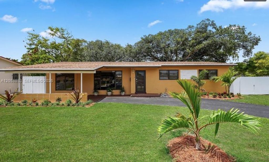 941 NW 180th Ter 0, Miami Gardens, FL 33169