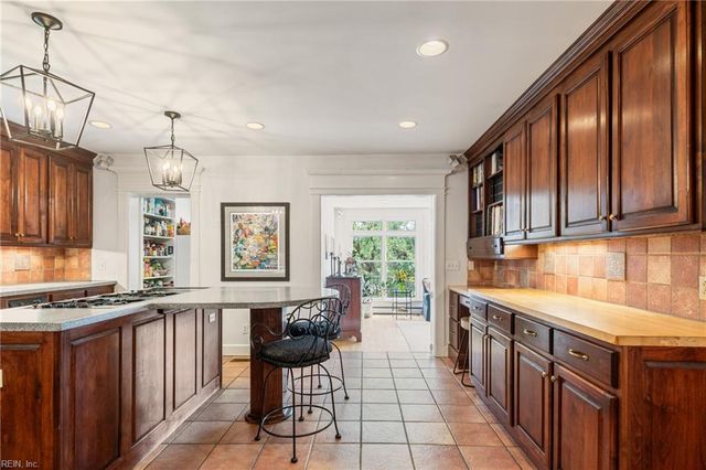 7320 Shirland AVE, Norfolk, VA 23505