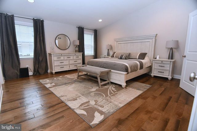 2091 JULIA DR, Conshohocken, PA 19428