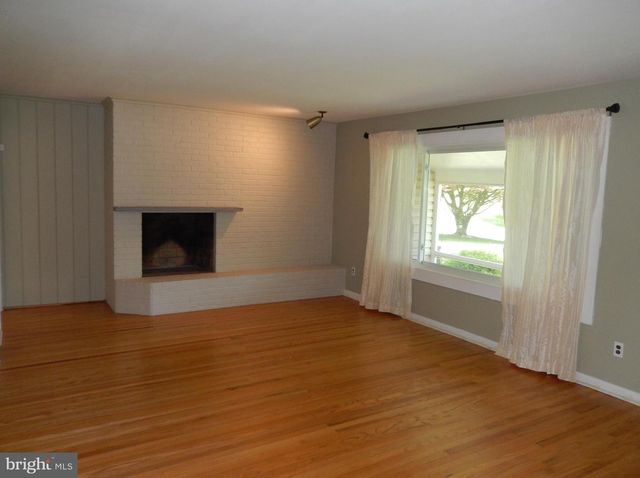 3 GENERAL WASHINGTON DR, Media, PA 19063