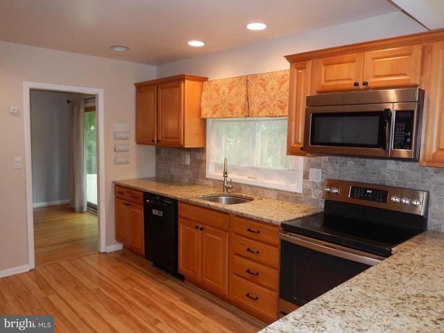 3 GENERAL WASHINGTON DR, Media, PA 19063