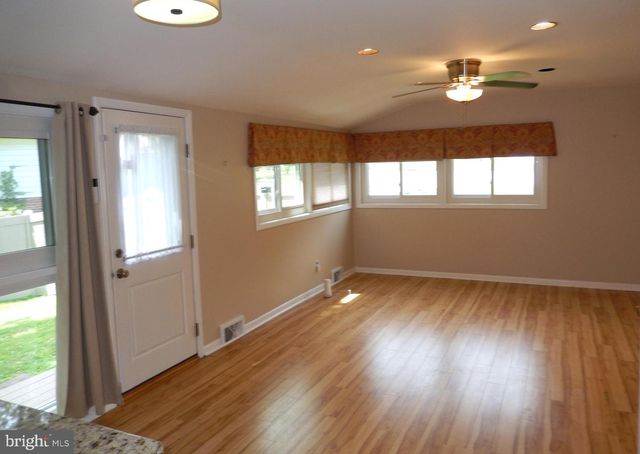 3 GENERAL WASHINGTON DR, Media, PA 19063