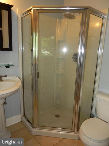 3 GENERAL WASHINGTON DR, Media, PA 19063