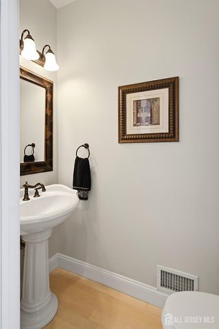 21 Heritage Drive, South River, NJ 08882