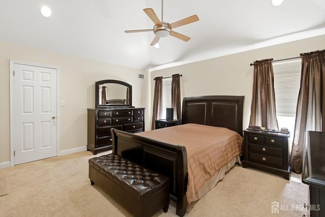 21 Heritage Drive, South River, NJ 08882