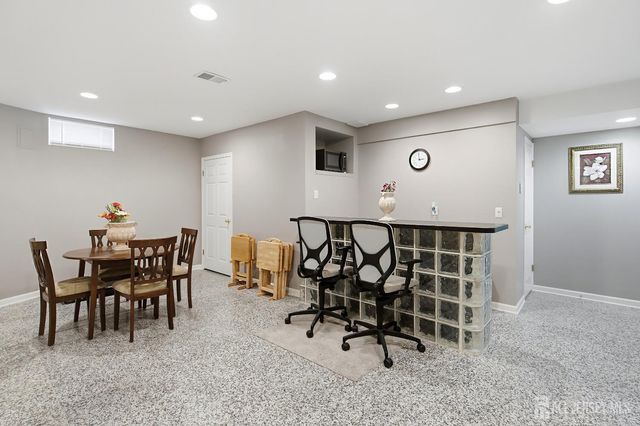 21 Heritage Drive, South River, NJ 08882