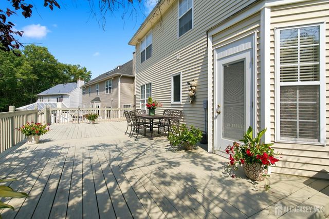21 Heritage Drive, South River, NJ 08882