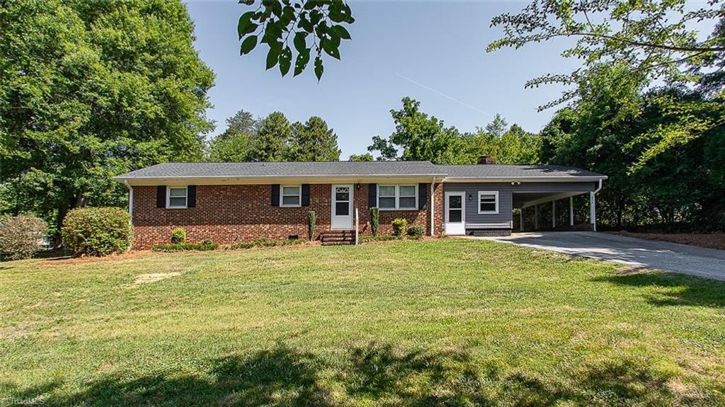 858 Nc Highway 62 W, Greensboro, NC 27406