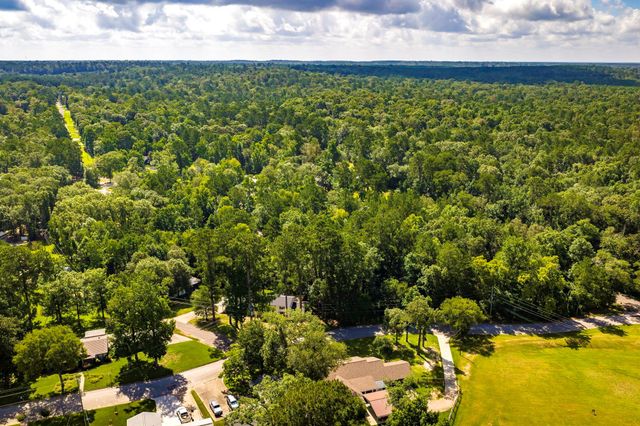 268 Villagebrook, Livingston, TX 77351