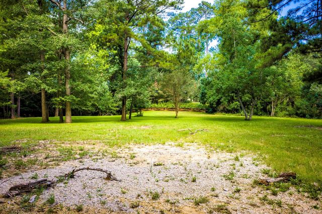 268 Villagebrook, Livingston, TX 77351