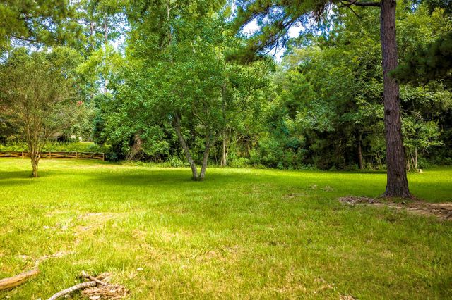 268 Villagebrook, Livingston, TX 77351