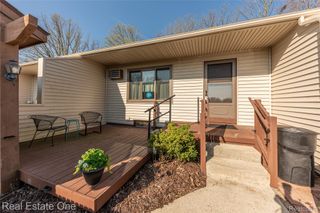 25803 Lexington Drive 4, South Lyon, MI 48178