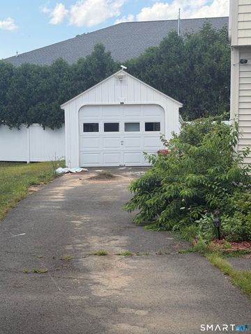 117 Footpath Lane, East Hartford, CT 06118