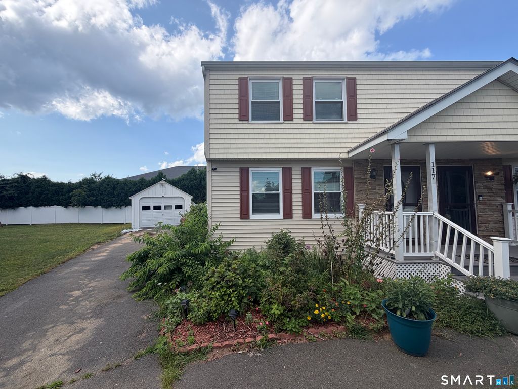 117 Footpath Lane, East Hartford, CT 06118