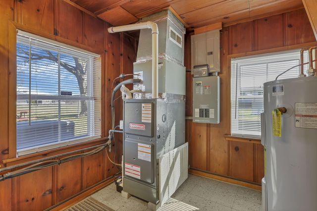 618 Hoffman Drive, Lancaster, OH 43130