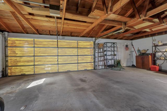 618 Hoffman Drive, Lancaster, OH 43130