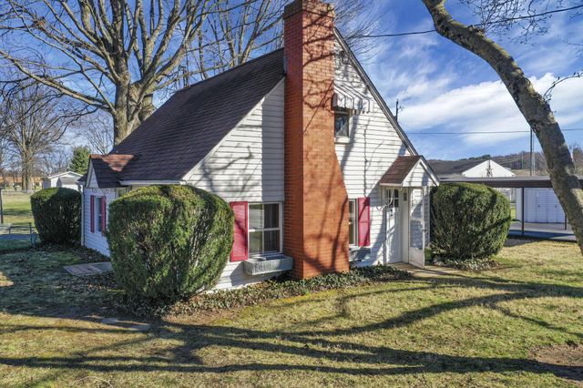 618 Hoffman Drive, Lancaster, OH 43130